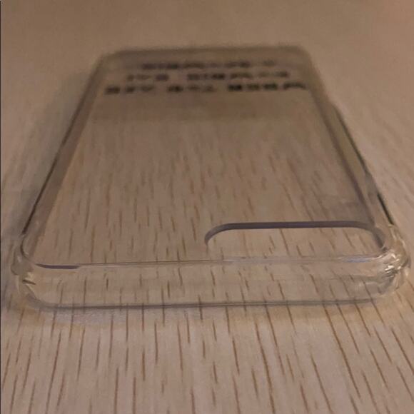 iPhone 7/8 plus clear flexible grip case w/ cable - Picture 6 of 7